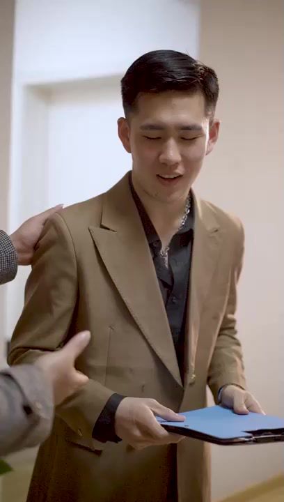 新不装了我是富二代第1-20集